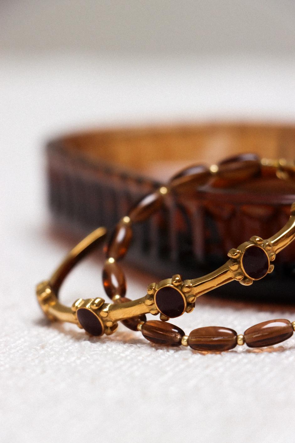 Garnet romance bangle gold
