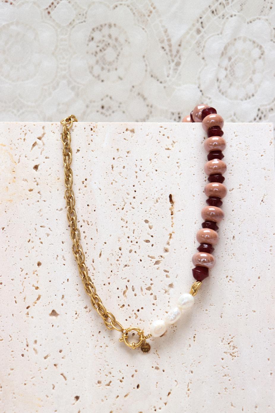 Maple necklace gold