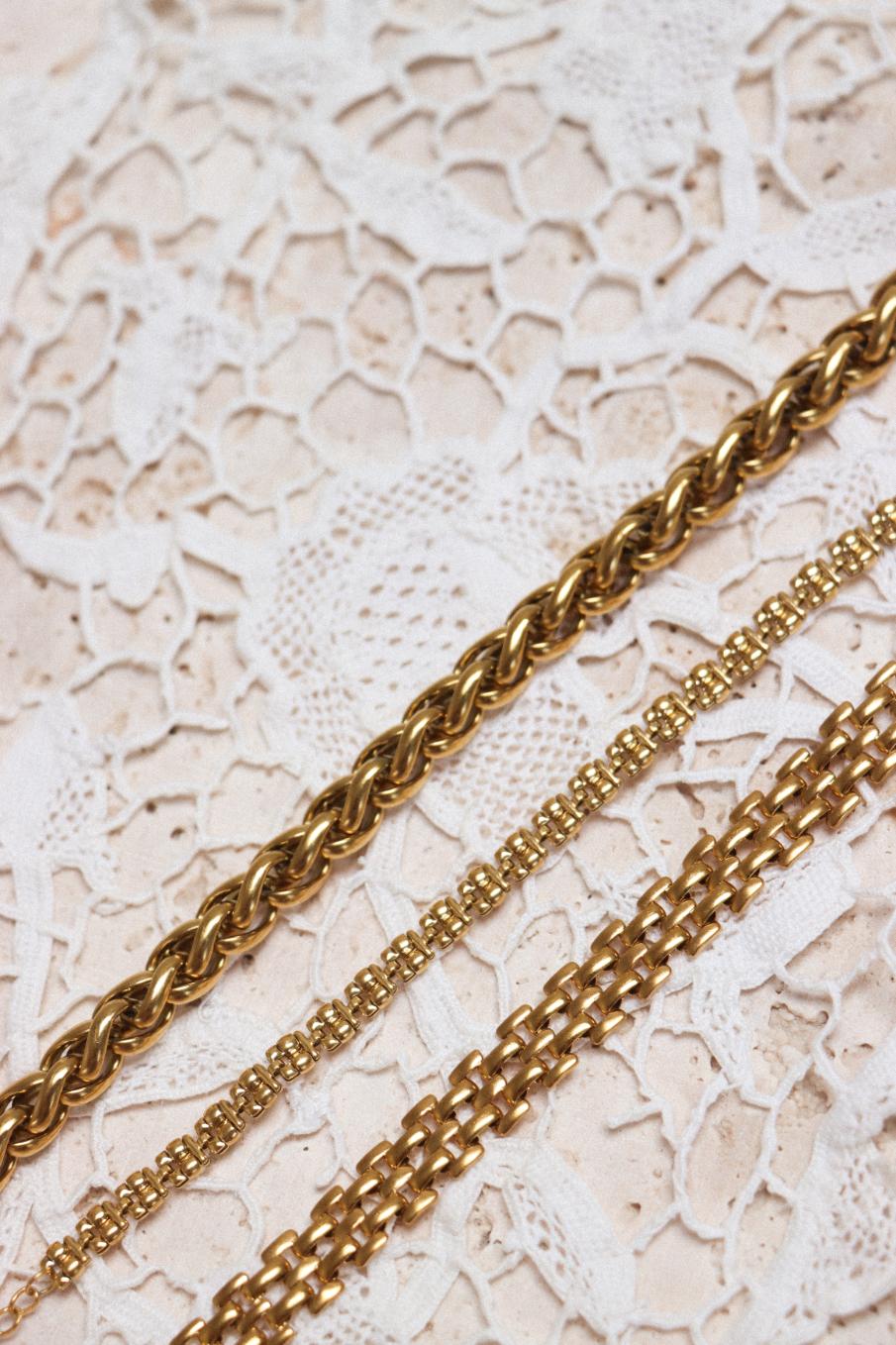 Classic square bracelet gold