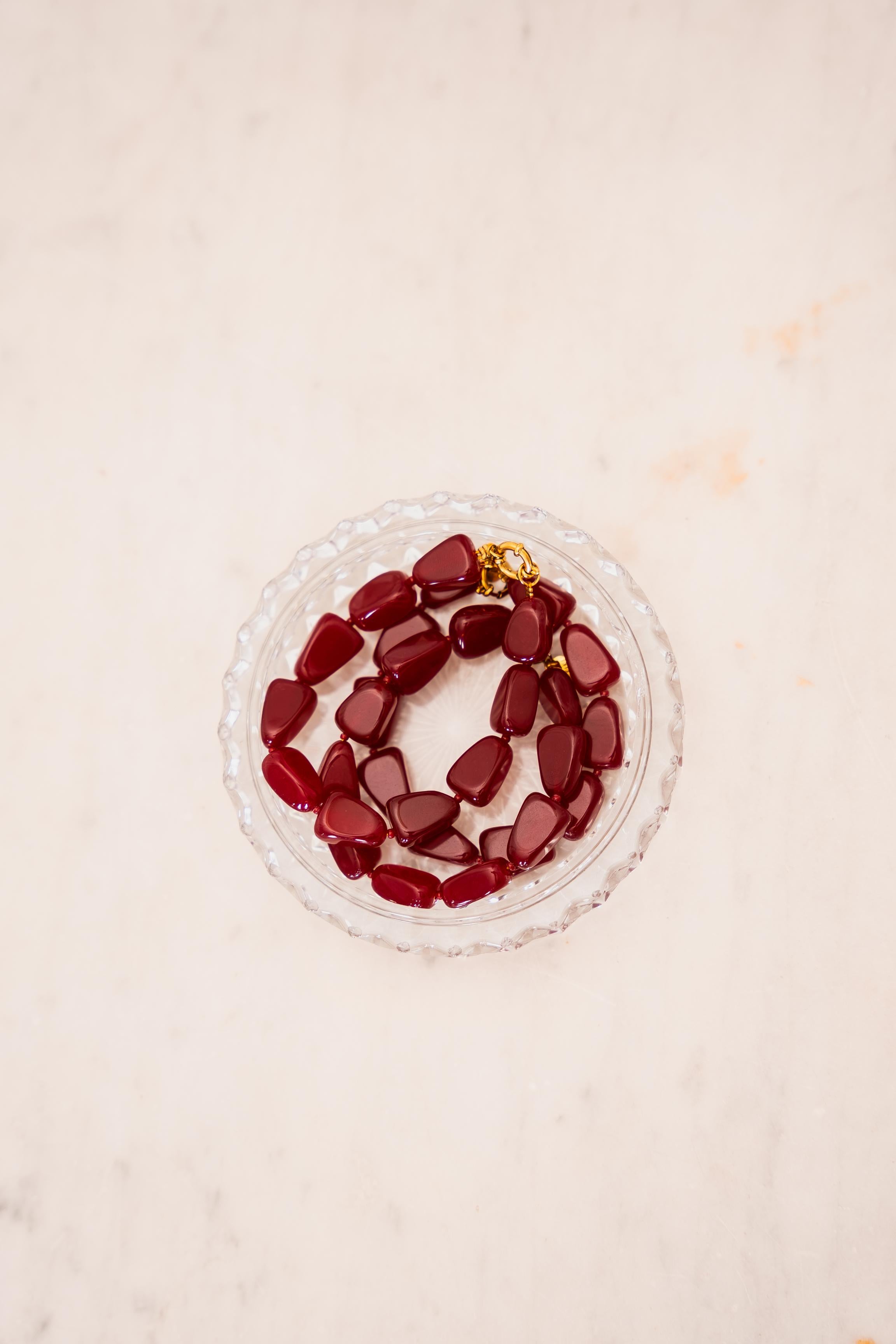 Burgundy necklace gold