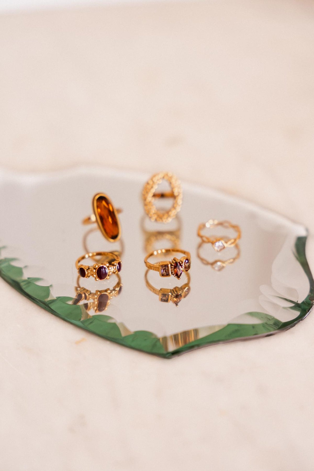 Gouden ringen set.