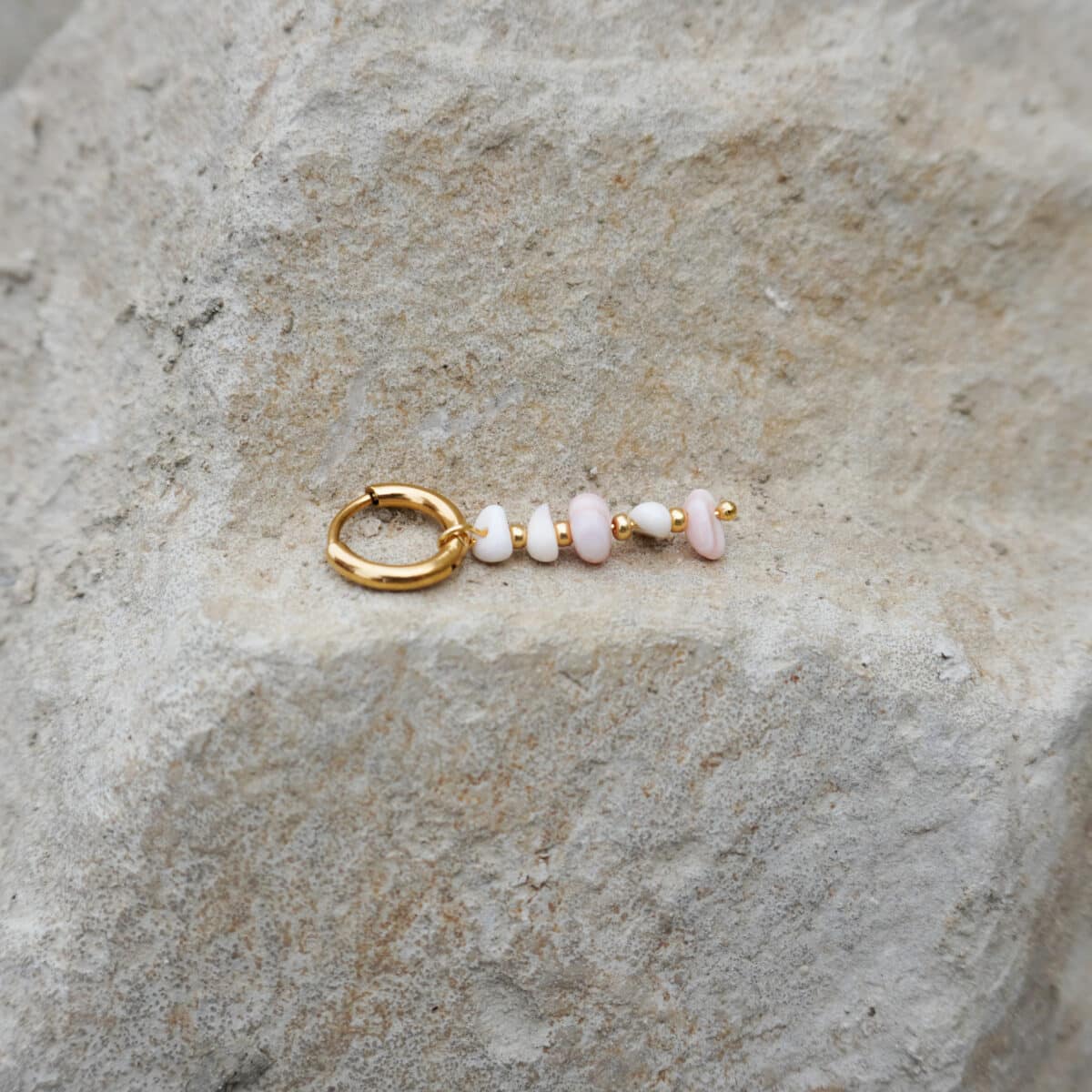Anemone hoop gold