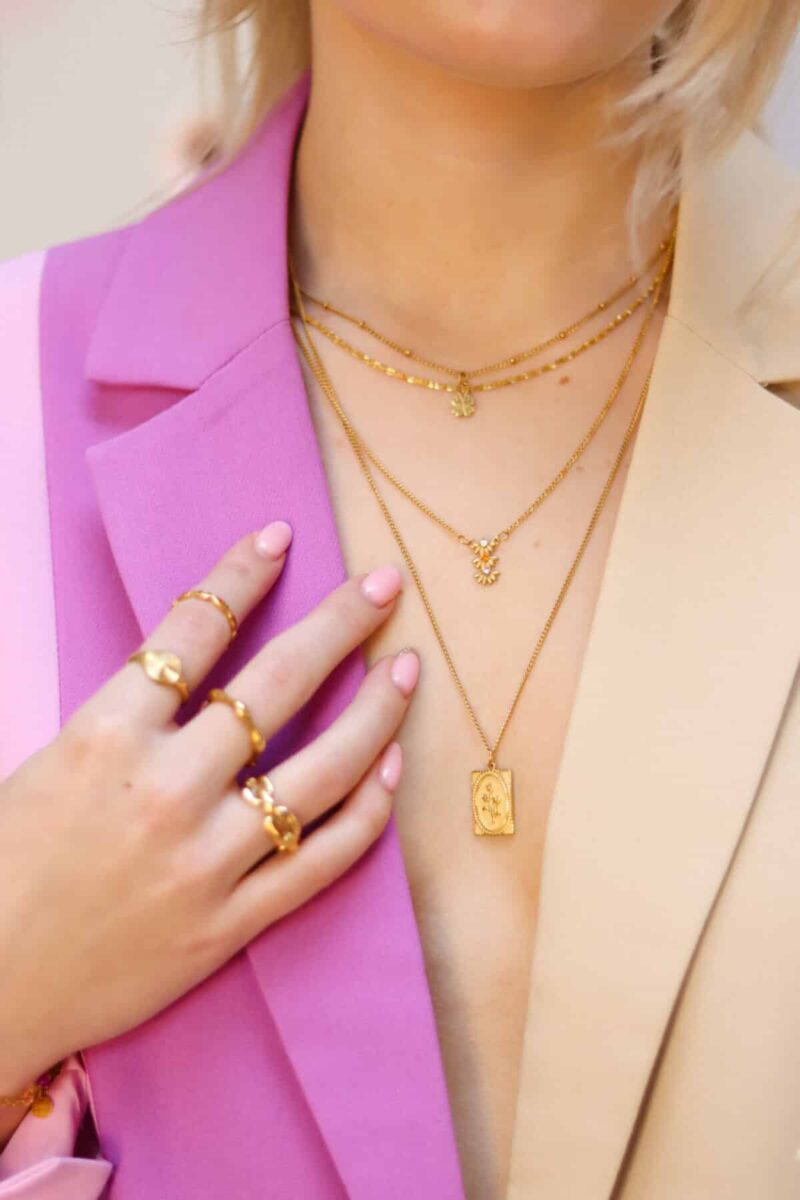 Baby bloom necklace gold