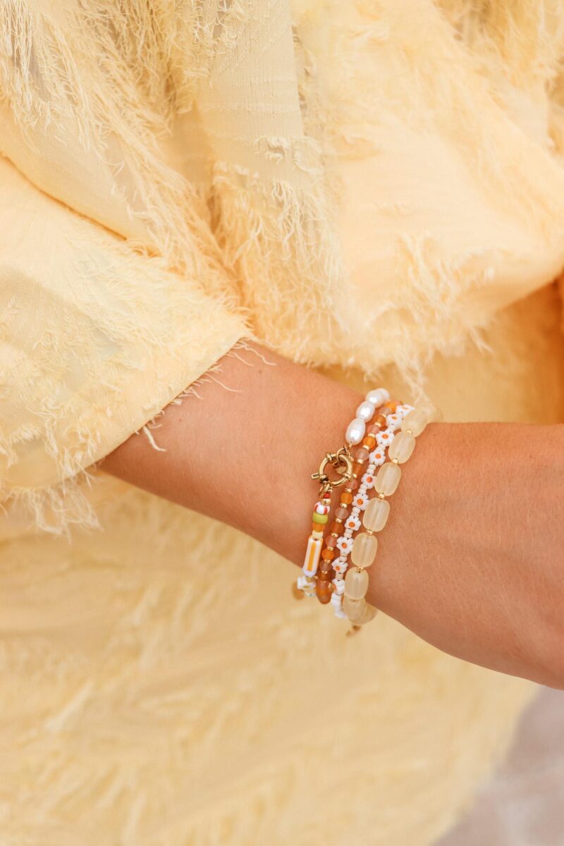 Baby daisy bracelet gold