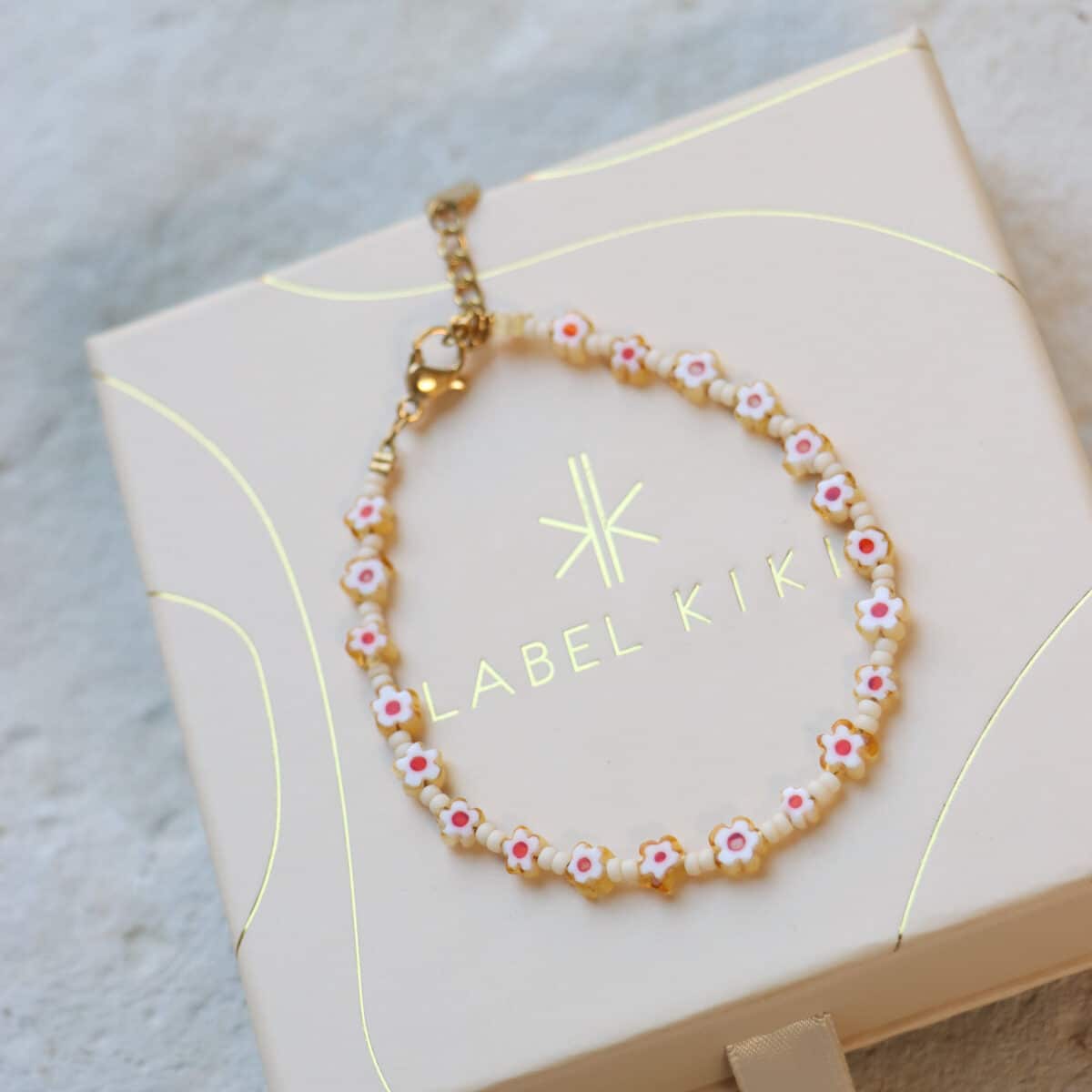 Baby daisy bracelet gold