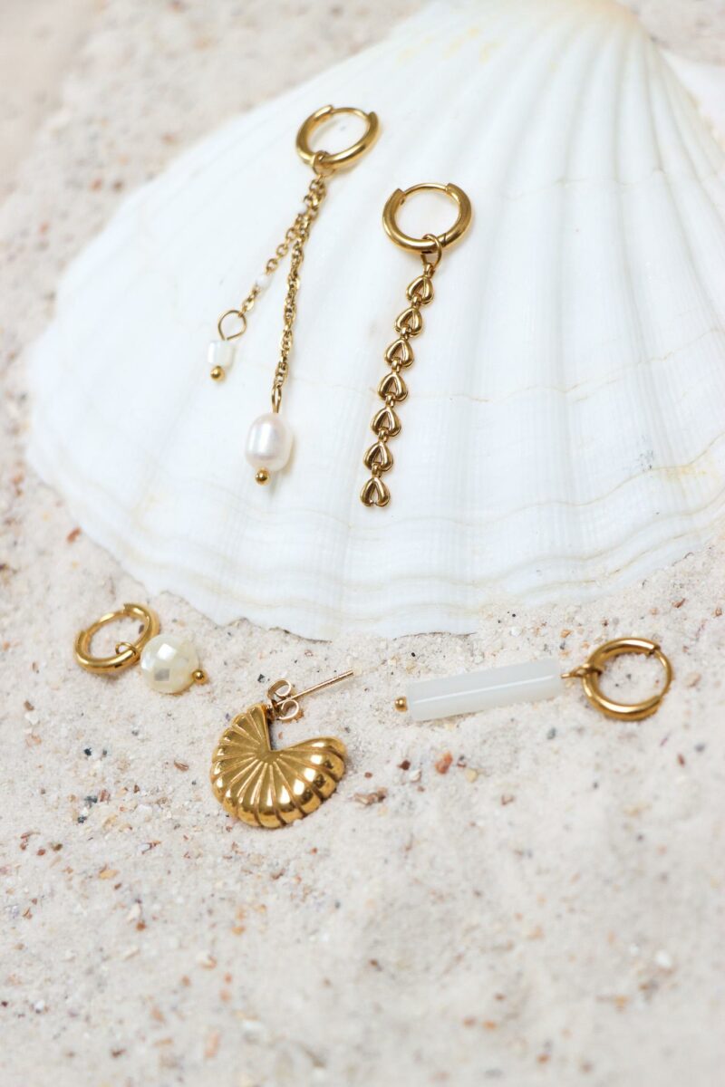 Baby shell hoop gold