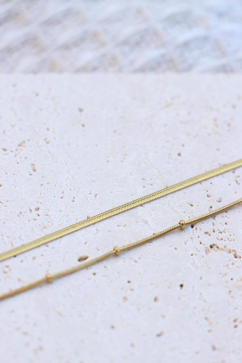 Baby smooth snake bracelet gold