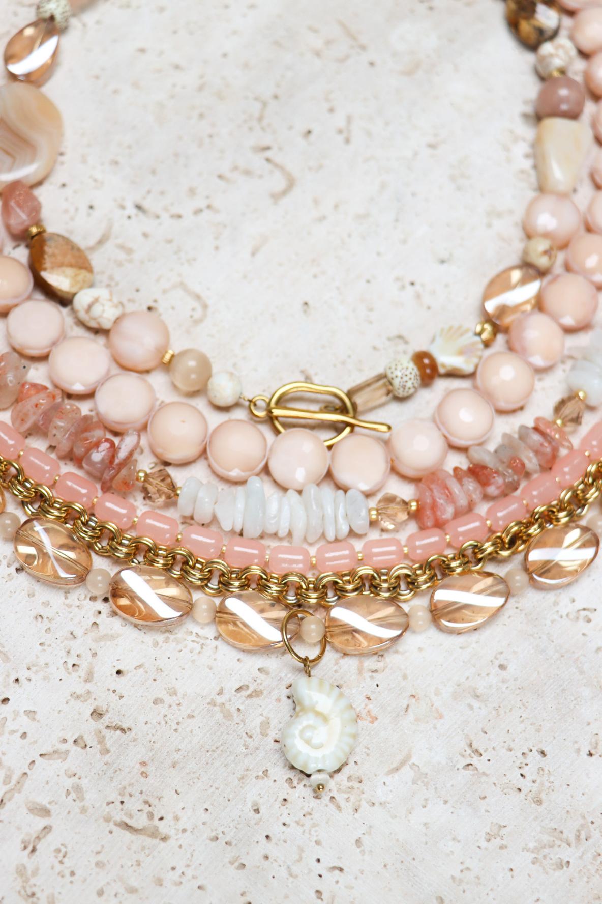 Beige rock necklace gold