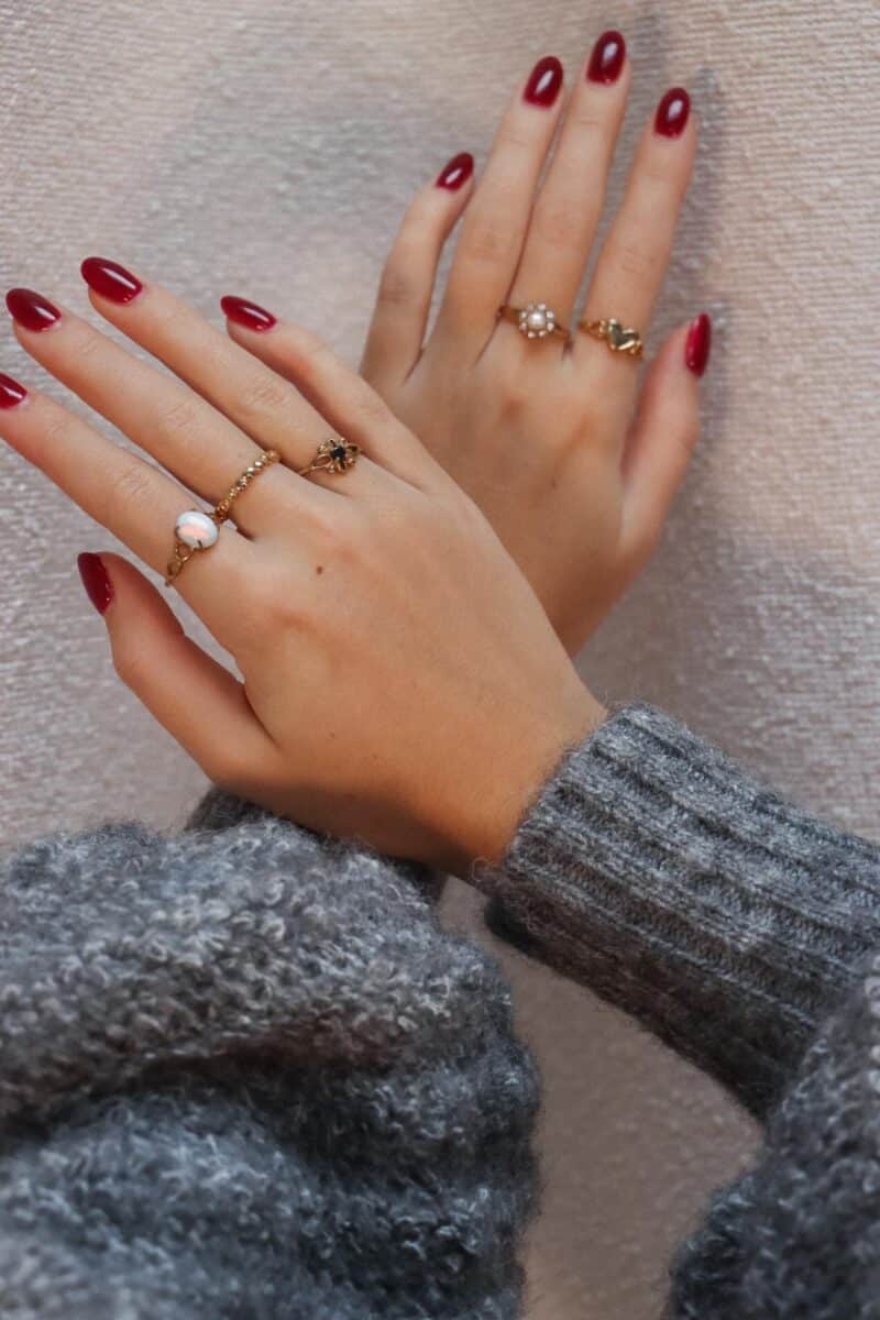 Black flower ring gold