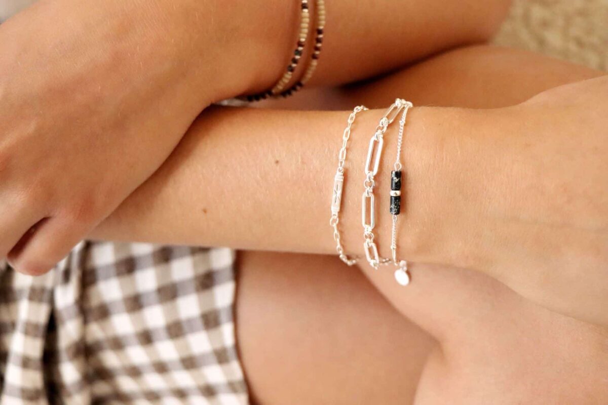 Black spots bracelet silver