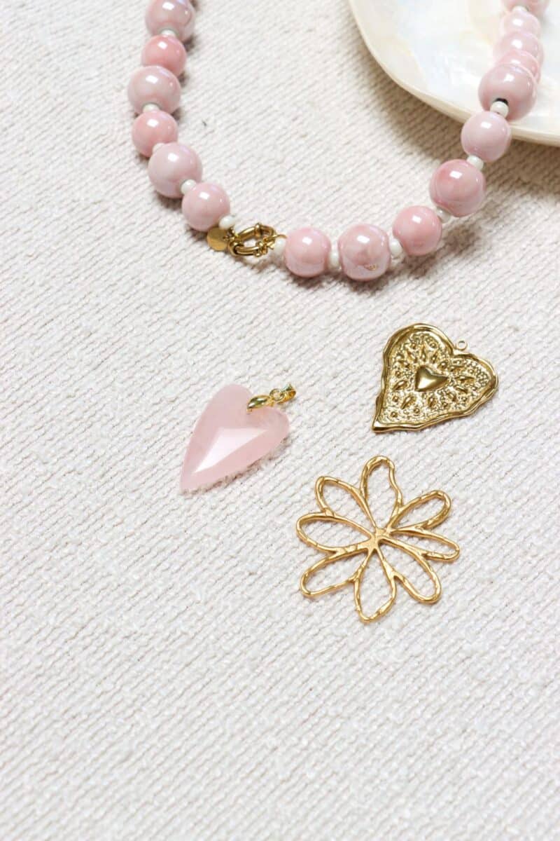 Bold heart charm gold