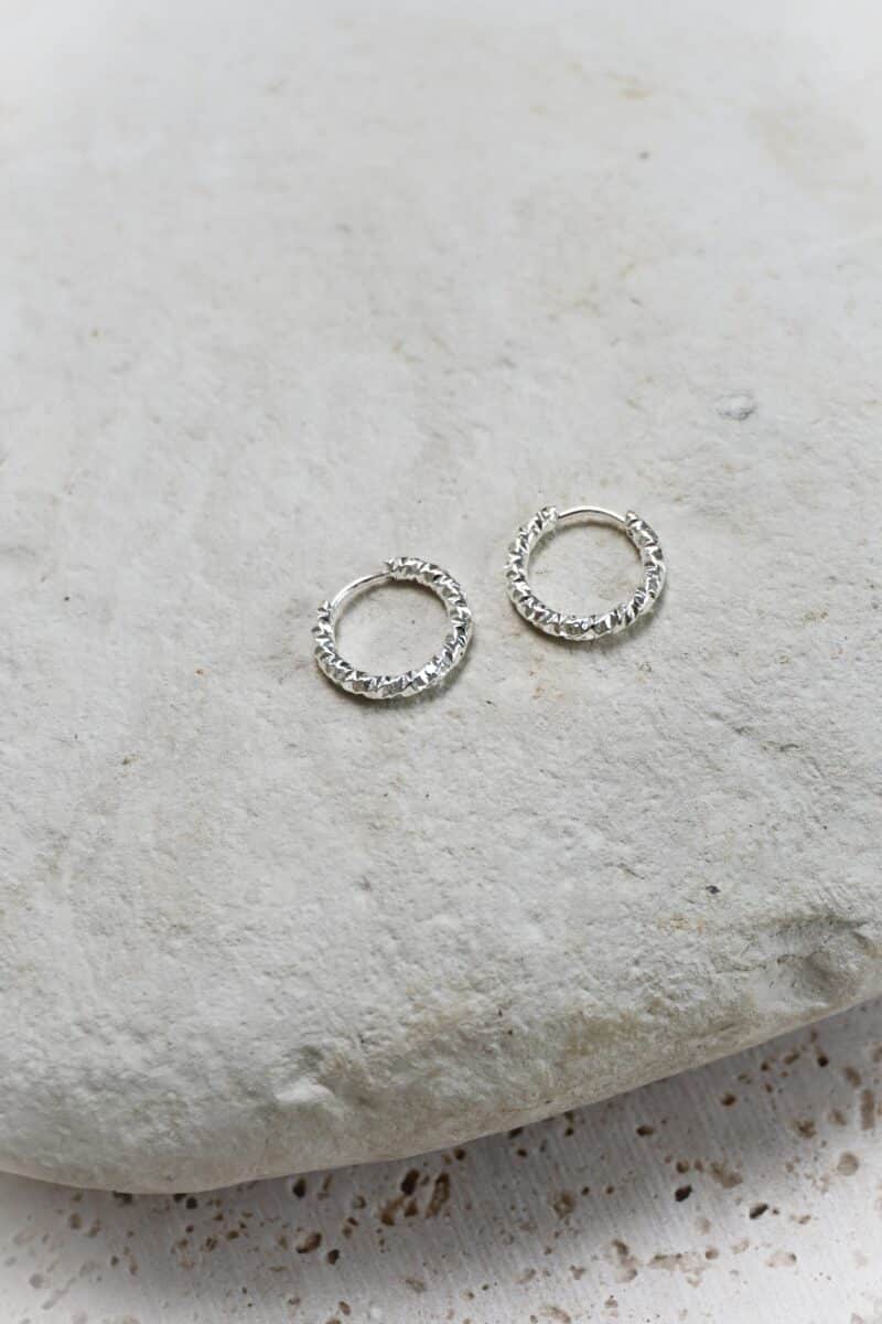 Bumpy hoop silver