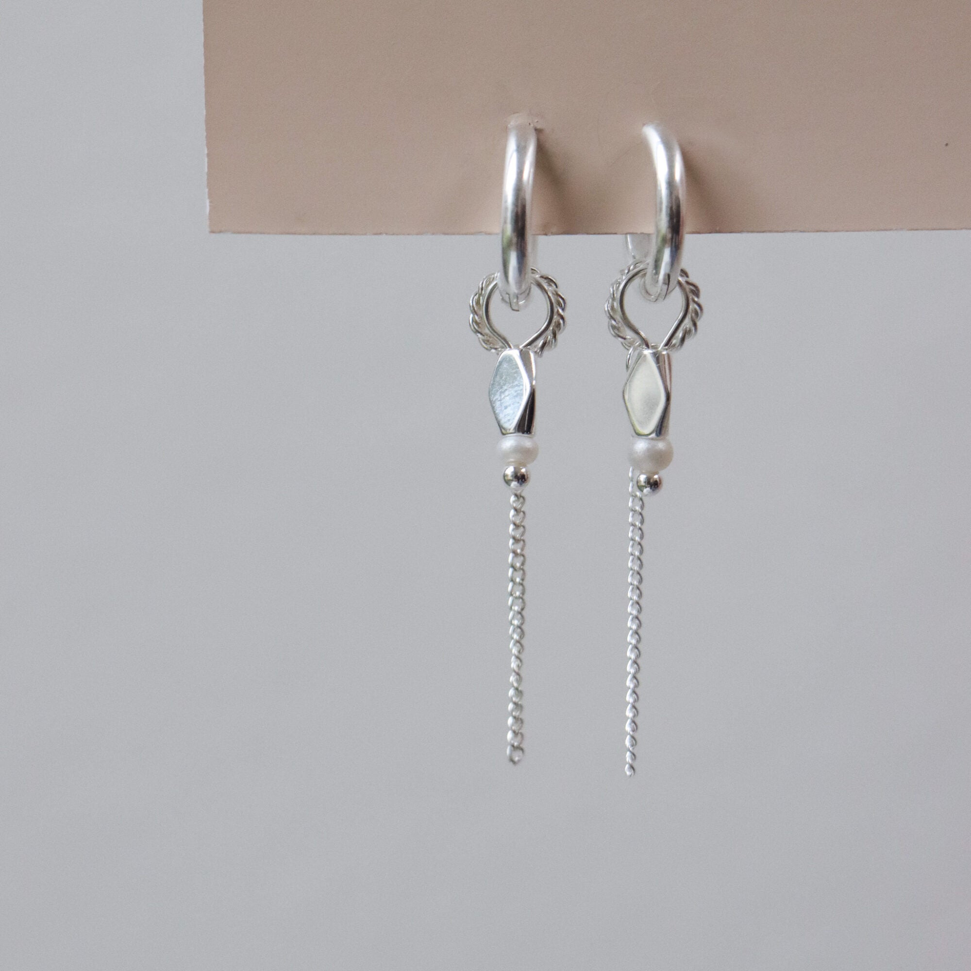 Chain medusa hoop silver