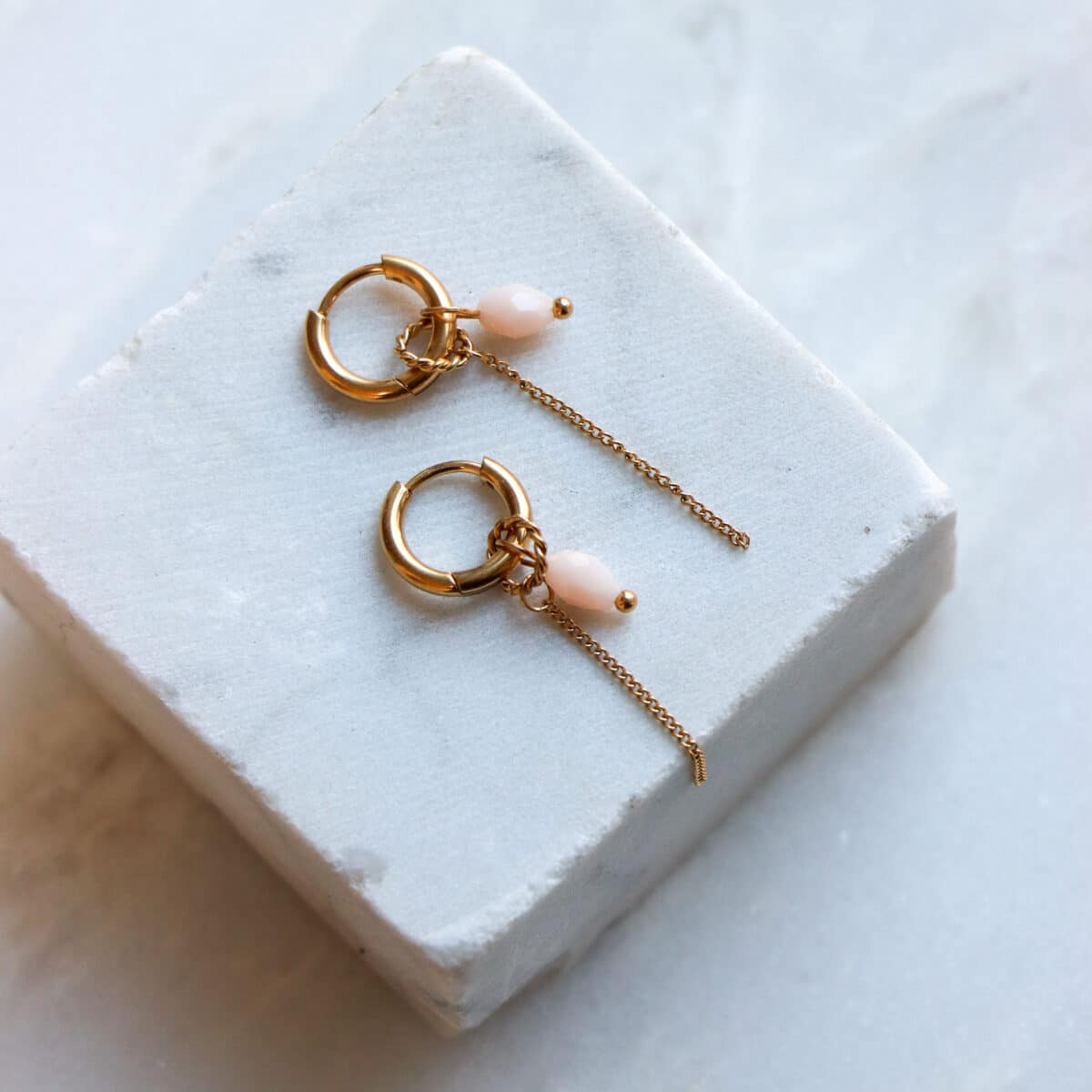 Chain nude drop hoop gold