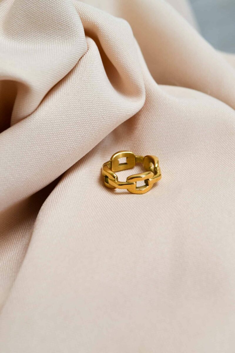 Chain ring gold