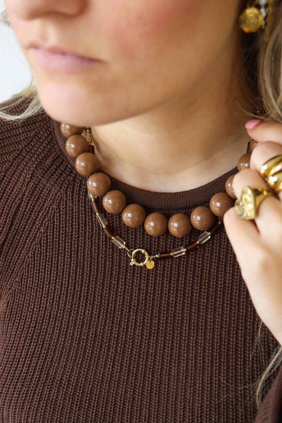Chestnut necklace gold
