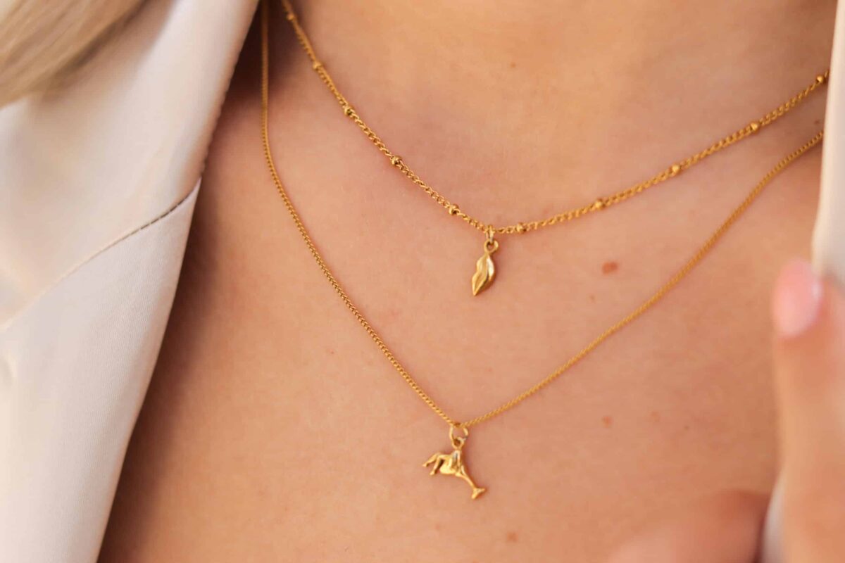 Cocktail lady necklace gold