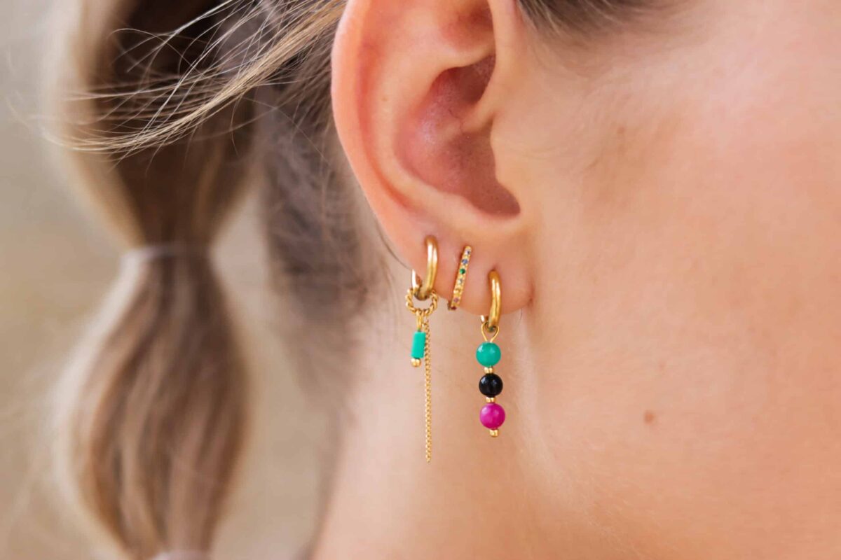 Color shiny curved gold