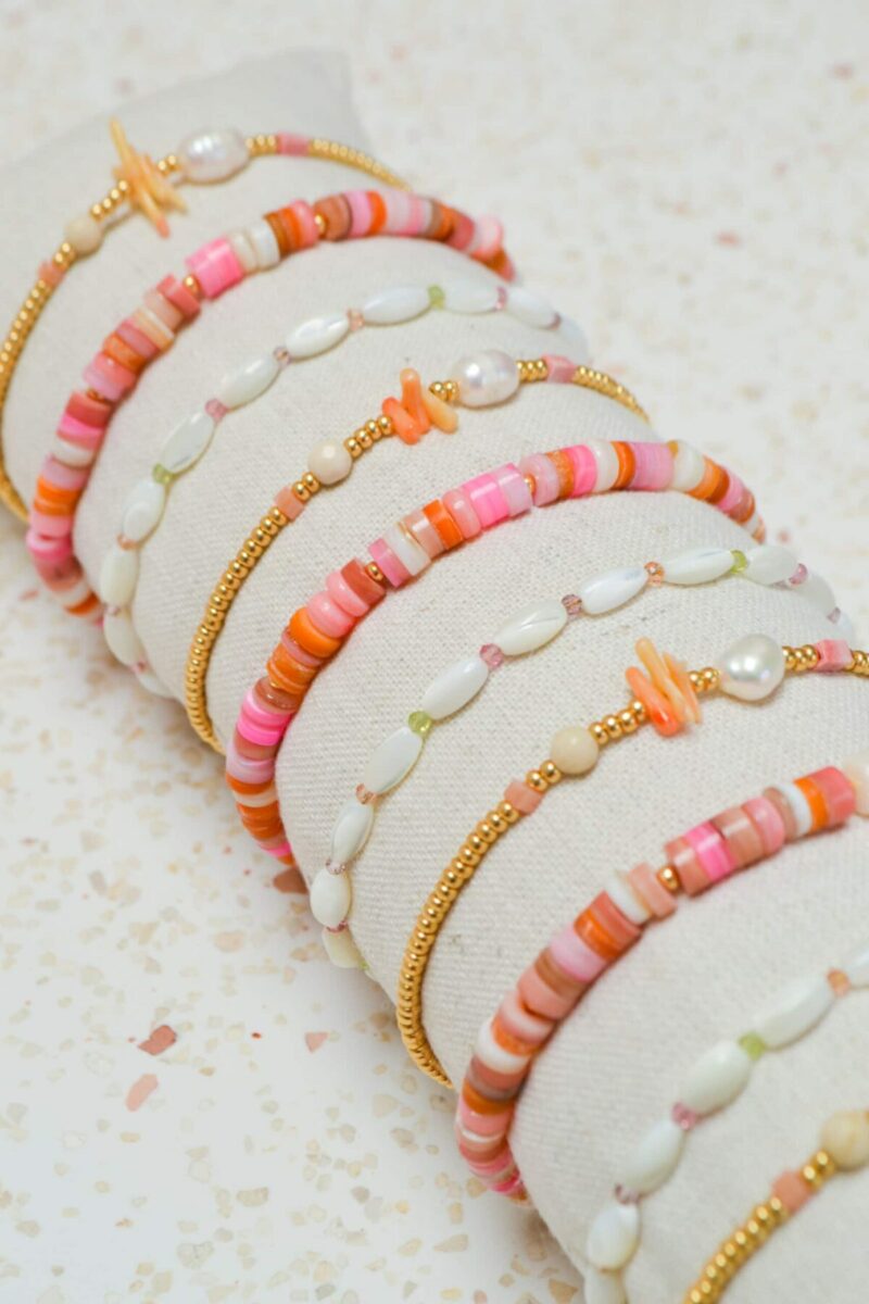 Coral beach bracelet gold