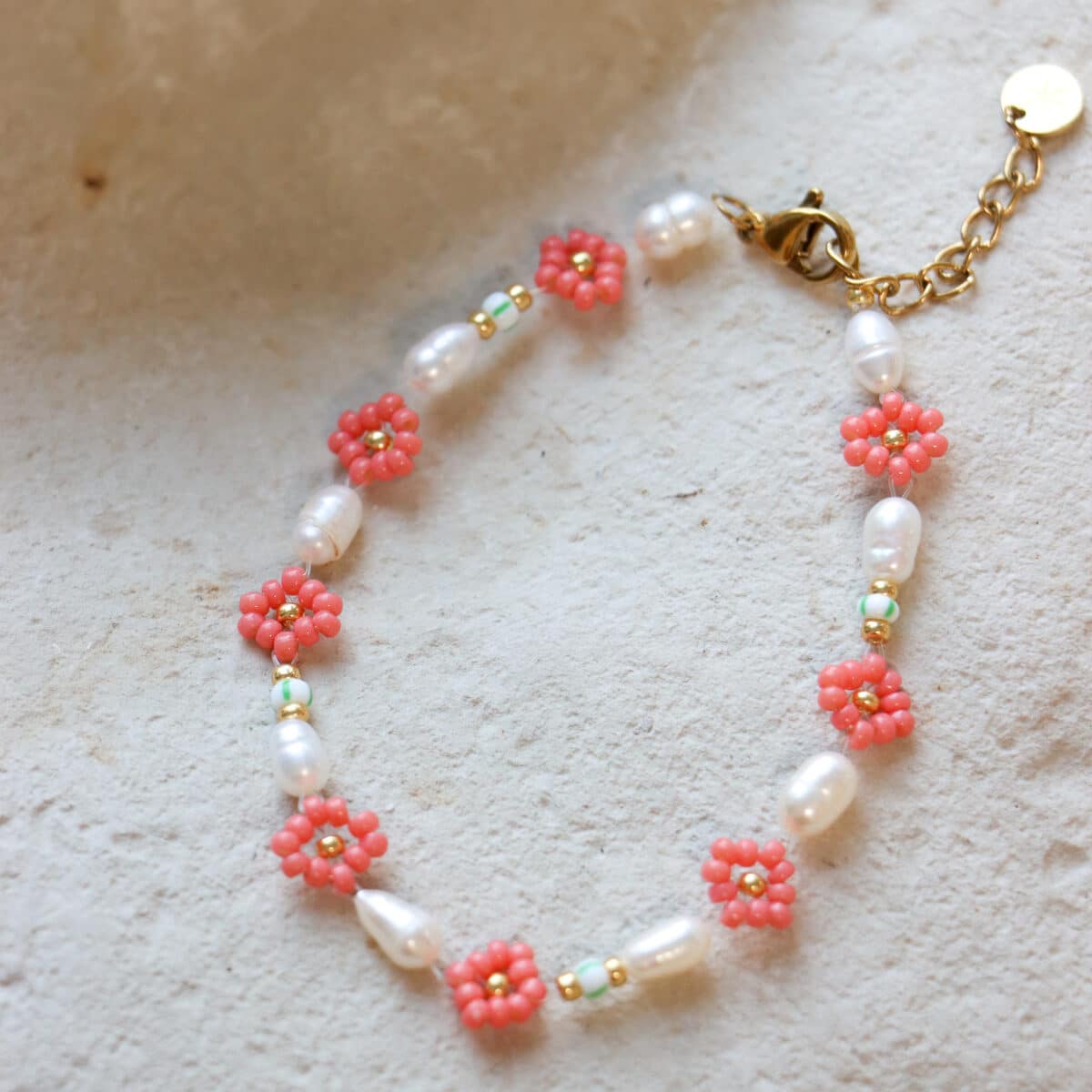 Coral flower bracelet gold