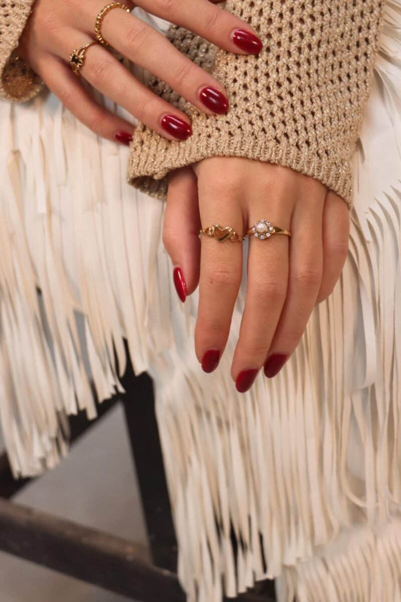 Cupids row ring gold