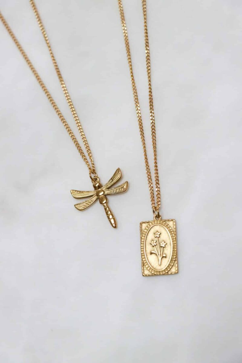 Dragonfly necklace gold