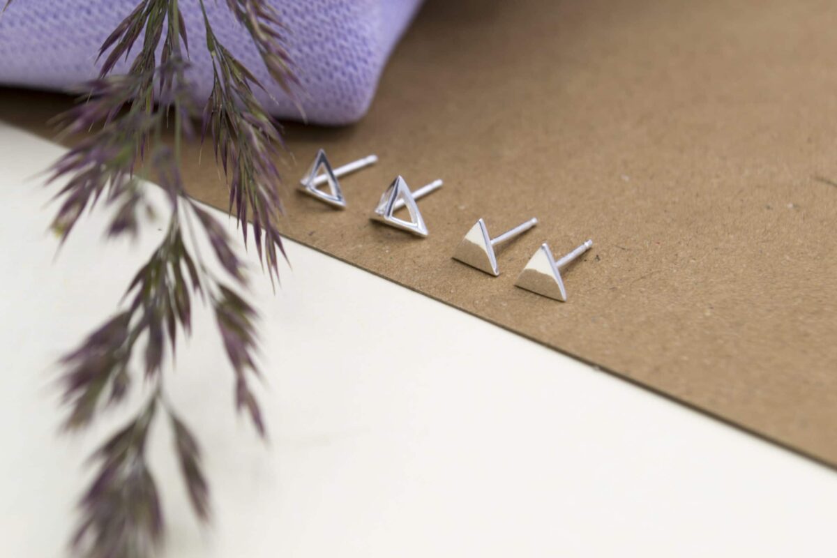 Earring Triangle Minimal Silver