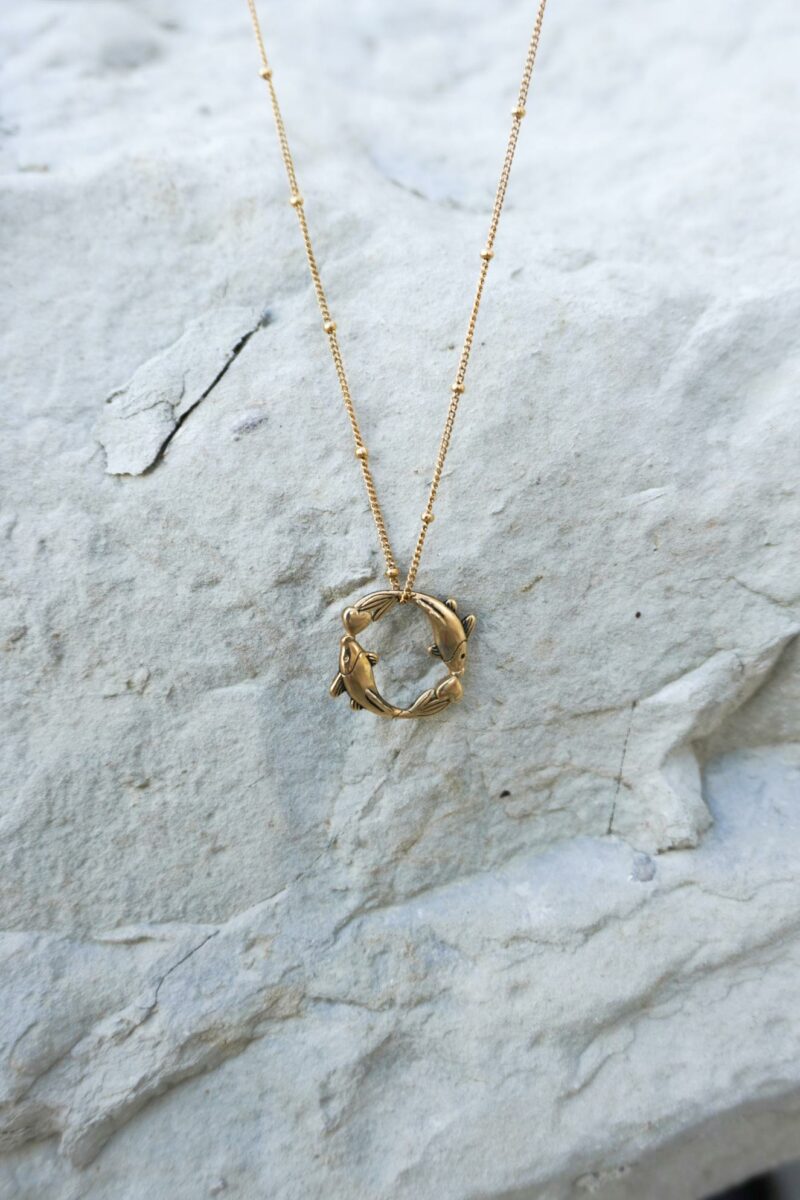 Fishkiss necklace gold