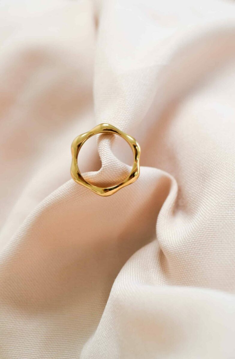Flower ring gold