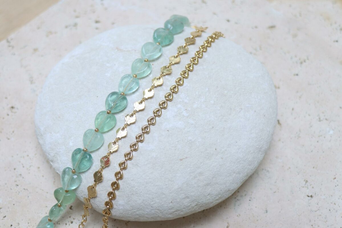 Fluorite heart bracelet gold