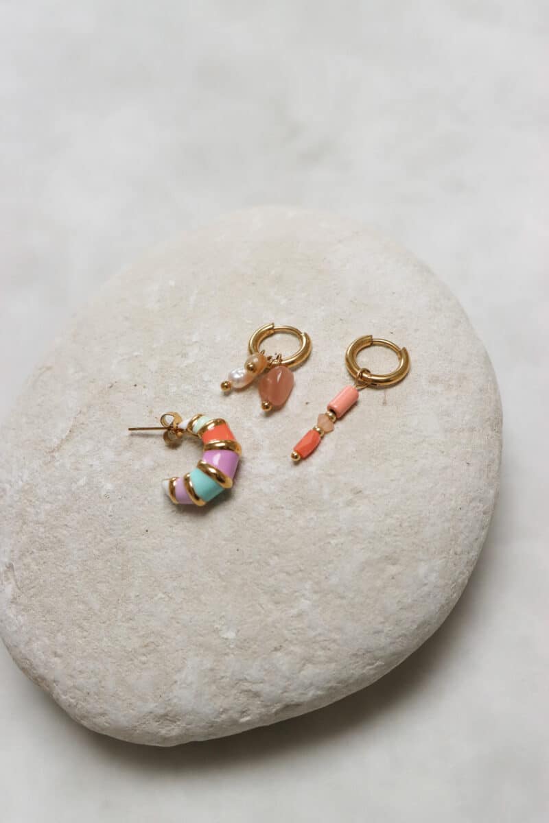 Gemstone hoop gold