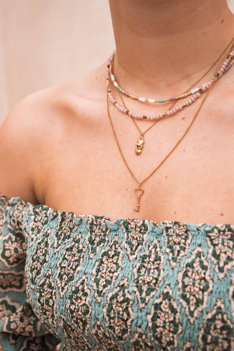 Golden sand necklace gold