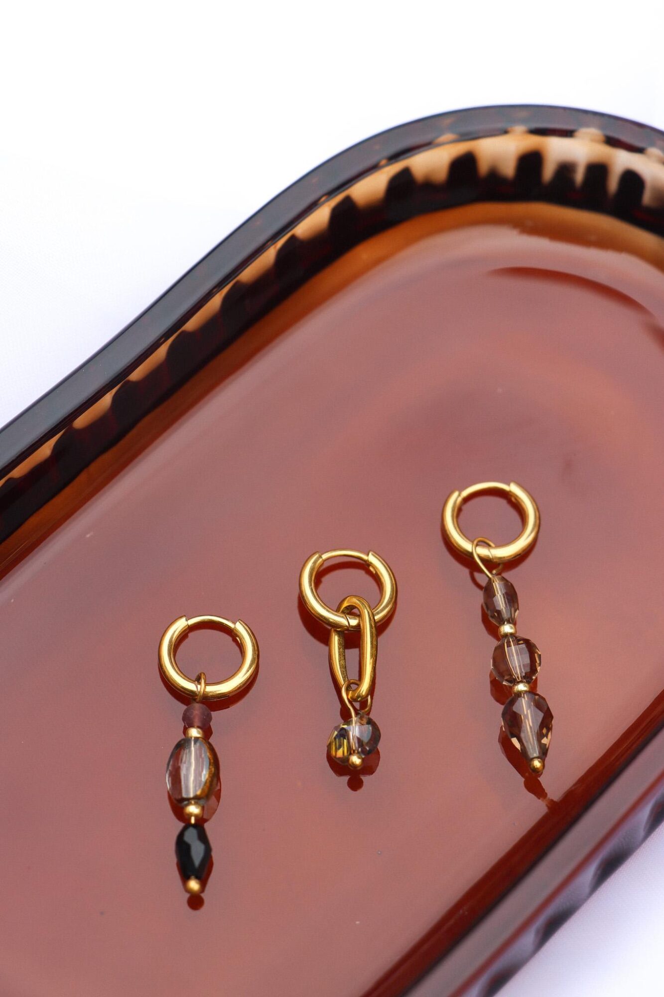Grey diamonds hoop gold