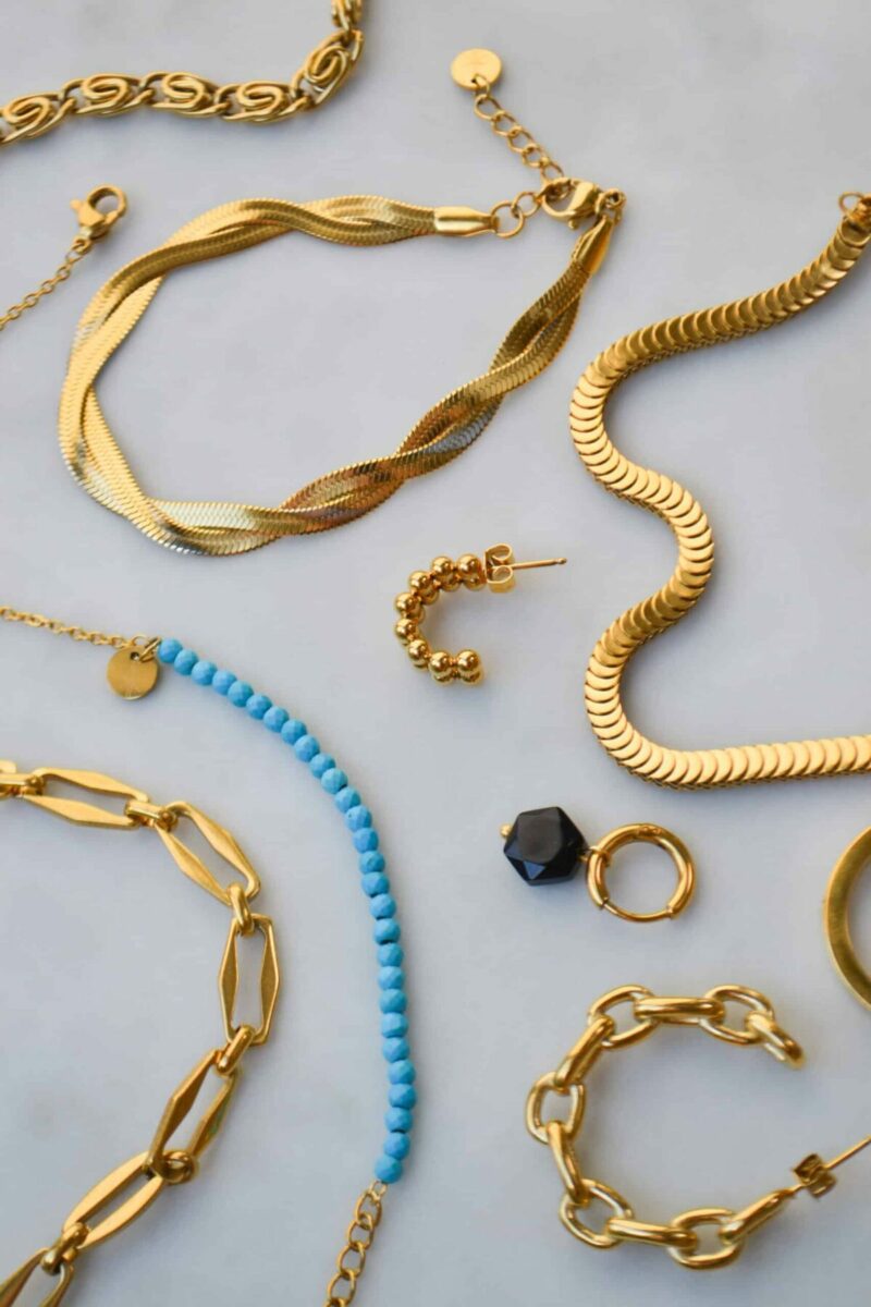 Half half turquoise bracelet gold