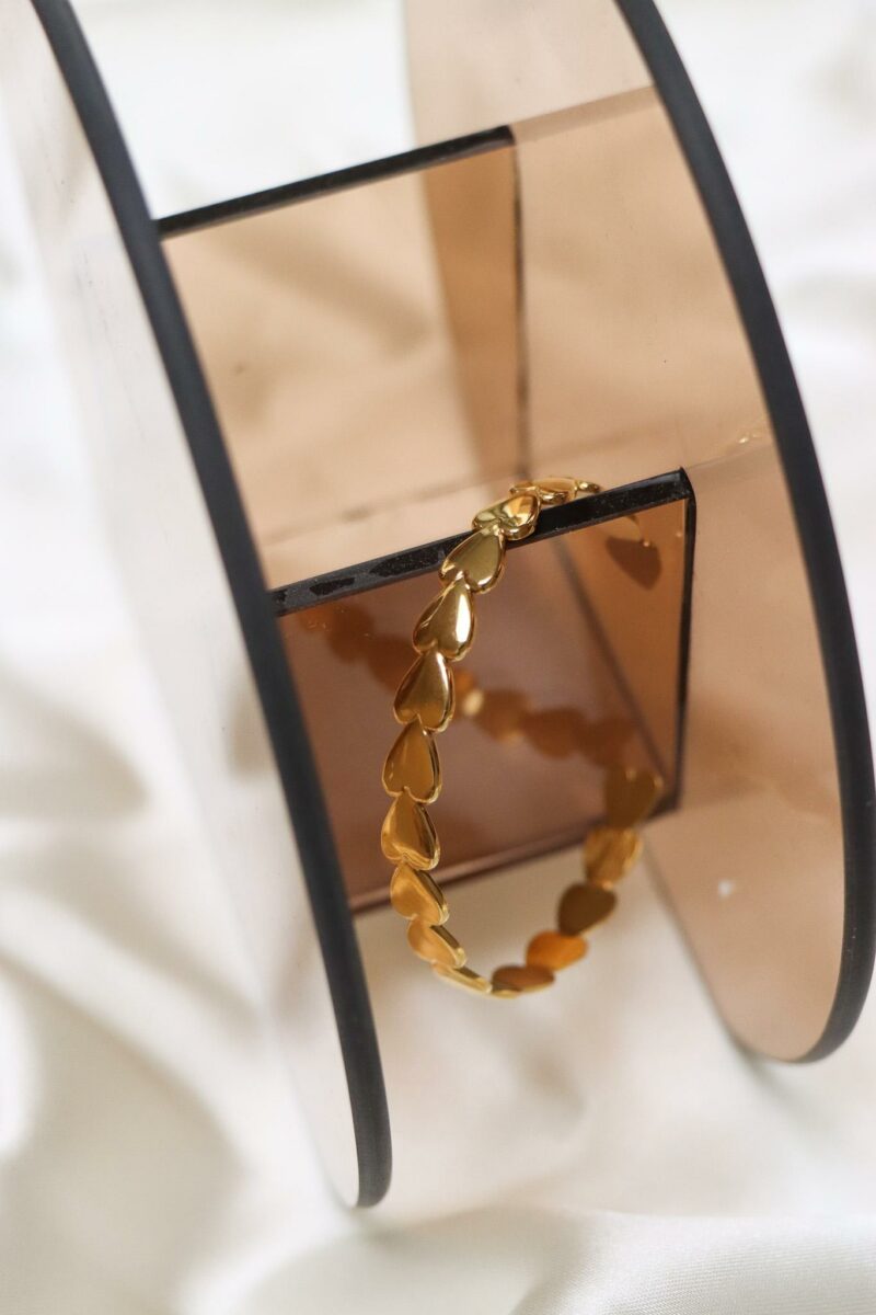 Heart bangle gold