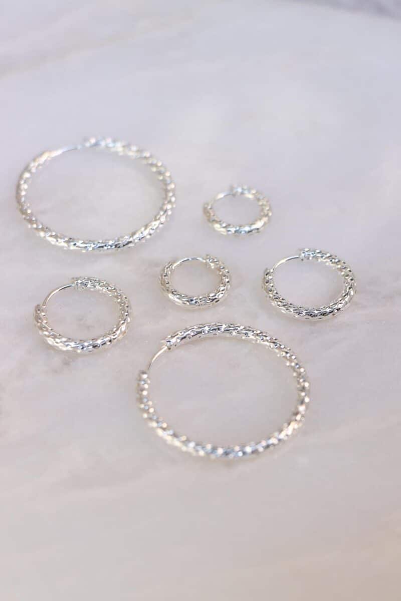 Hilly small hoop silver