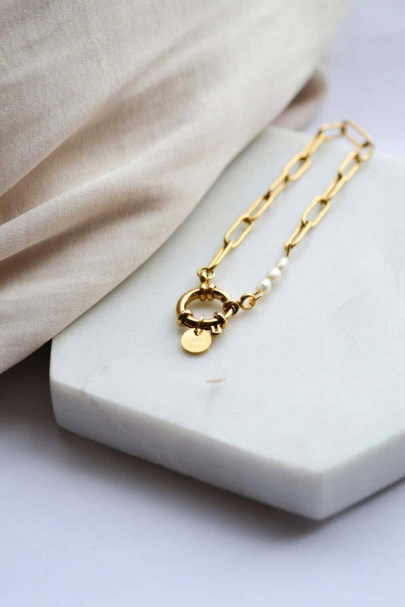 Hold on pearl bracelet gold