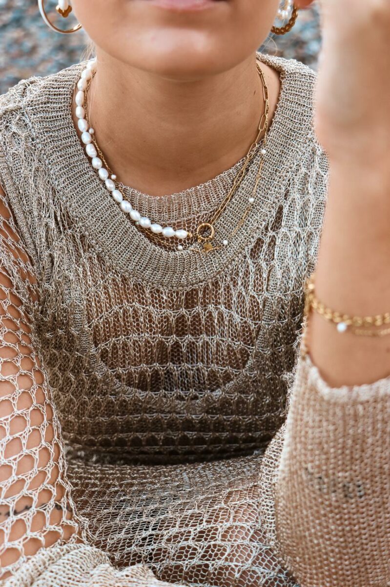 Hold on pearl necklace gold