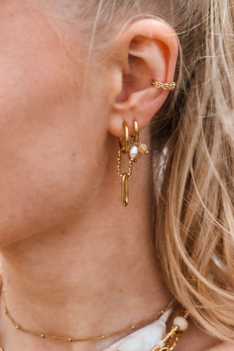 King George hoop gold