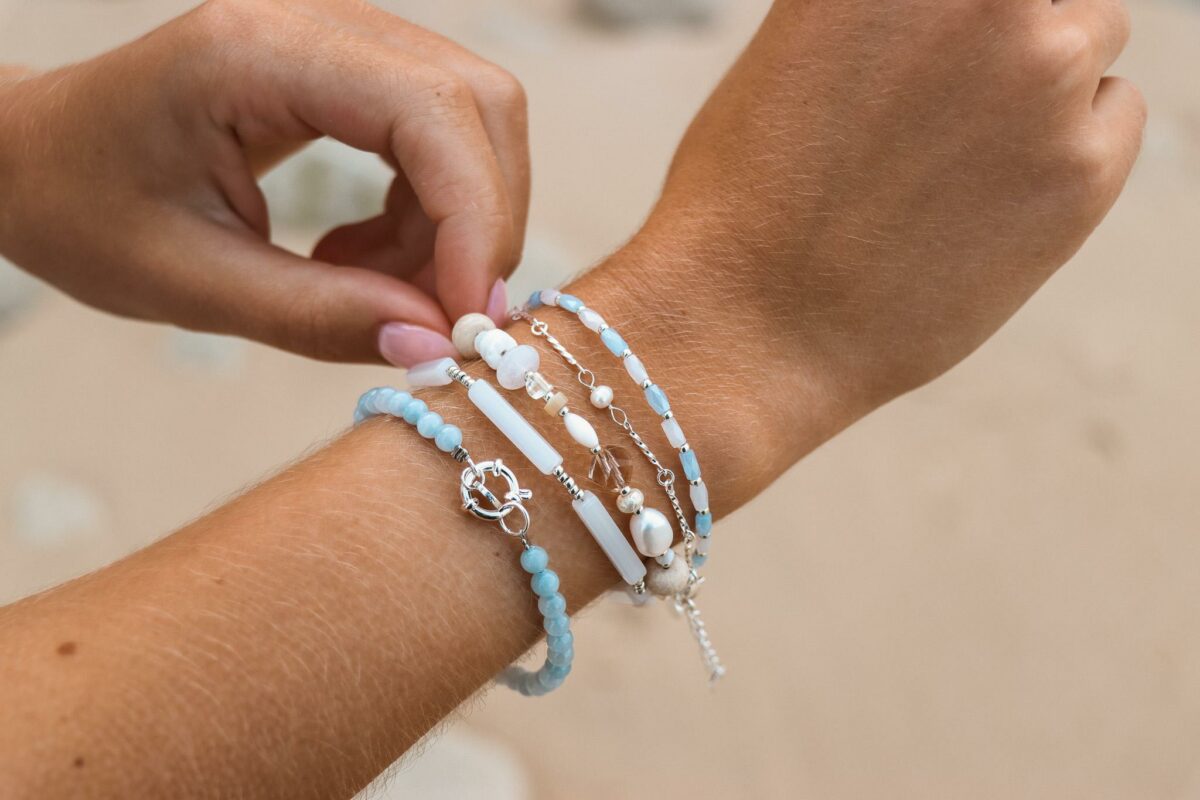 Light blue beads bracelet silver
