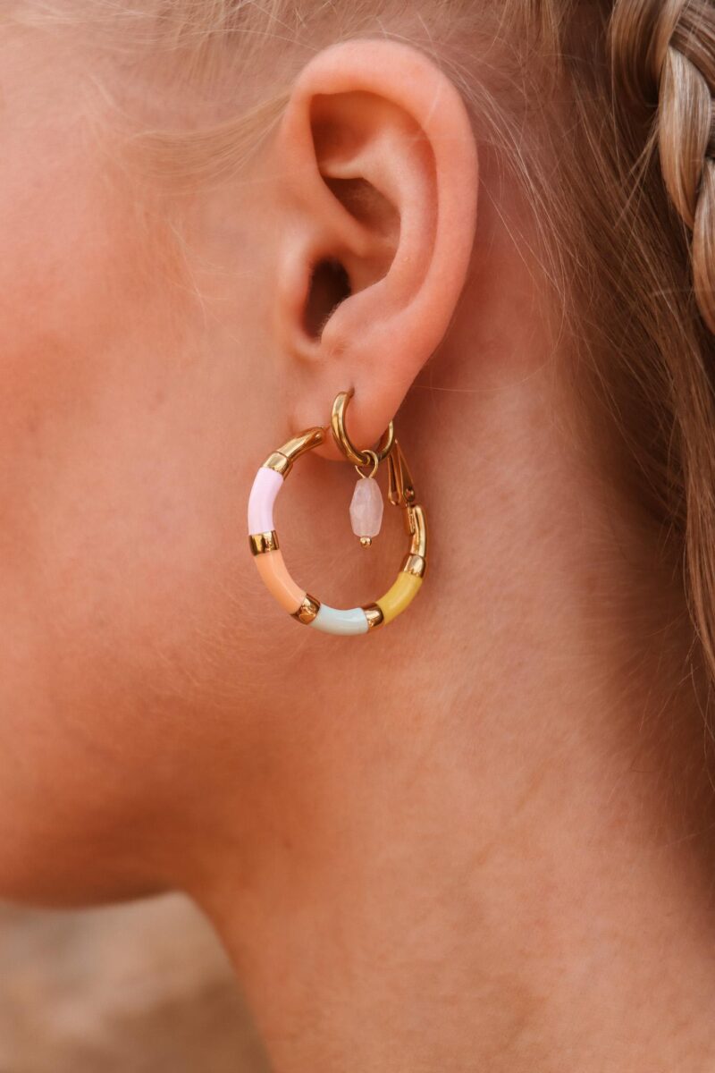 Light pink oval hoop gold