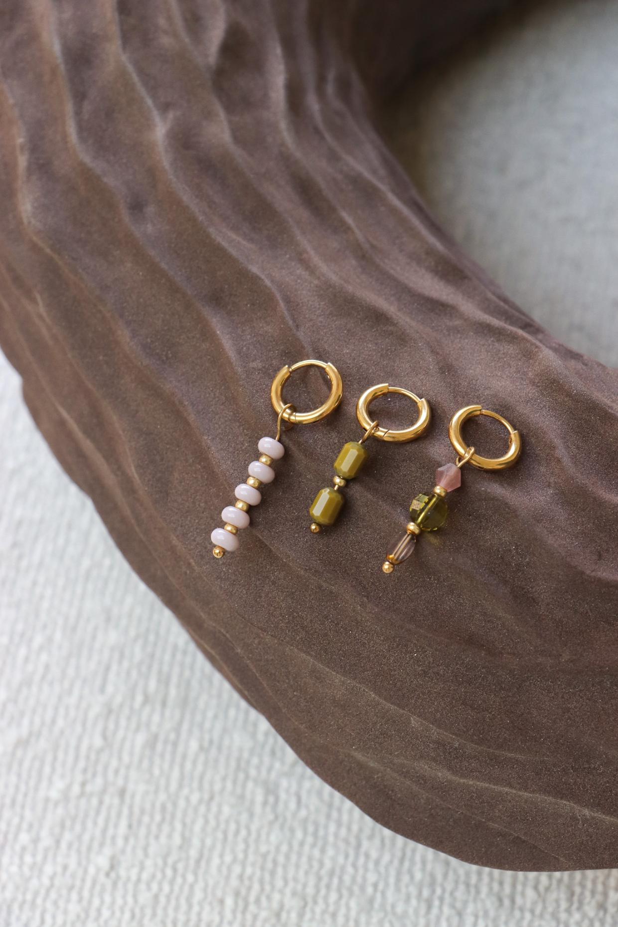 Lilac row hoop gold