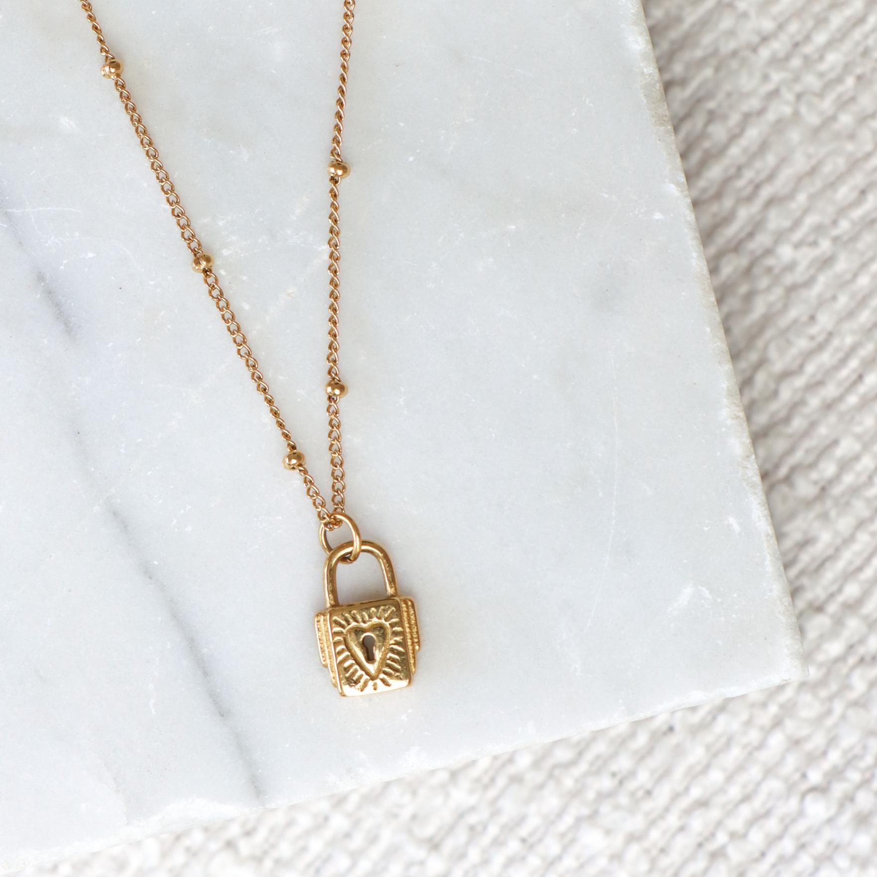 Lock of love necklace gold