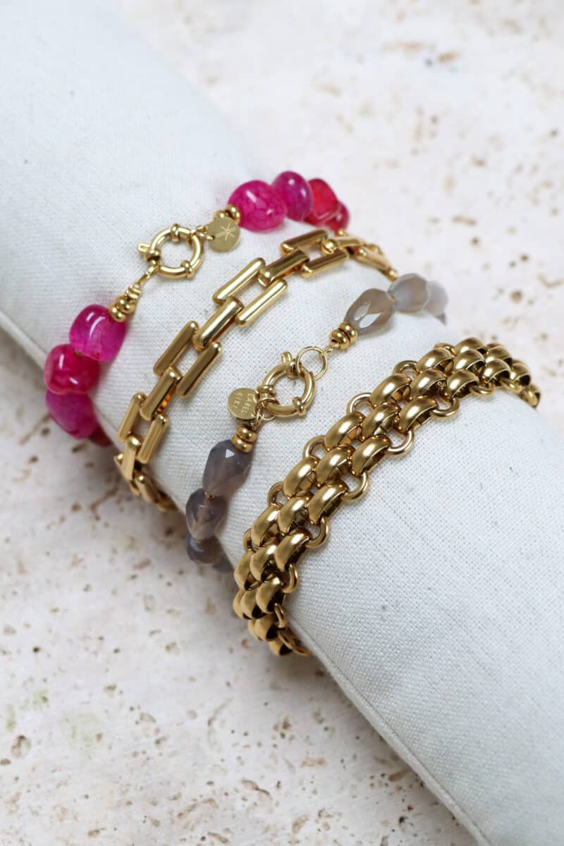 Magenta majesty bracelet gold