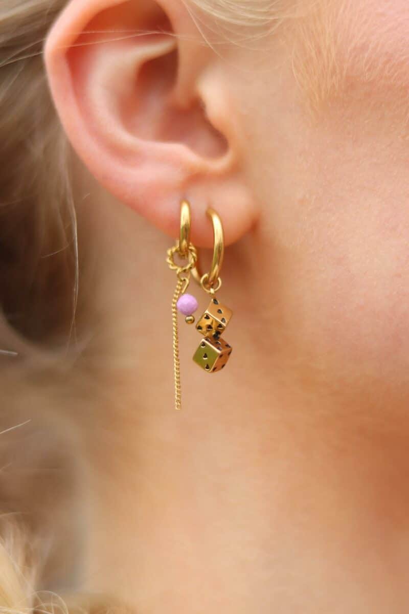 Magical dice hoop gold