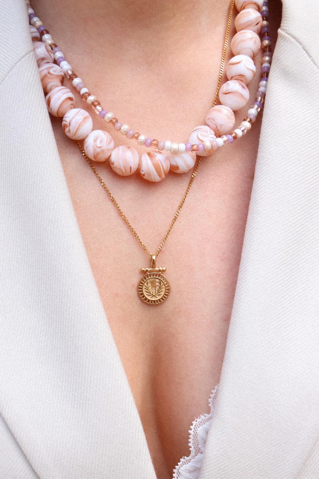 Olea necklace gold
