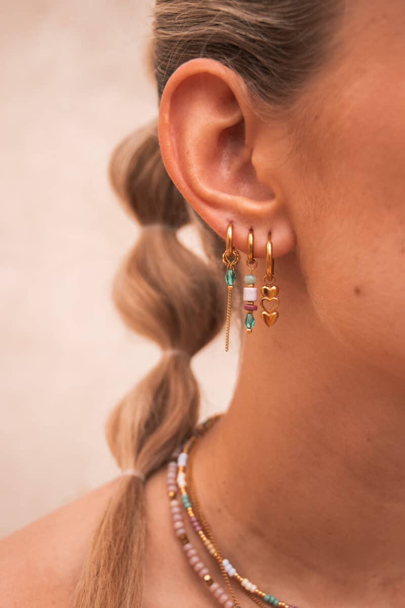 Open heart hoop gold