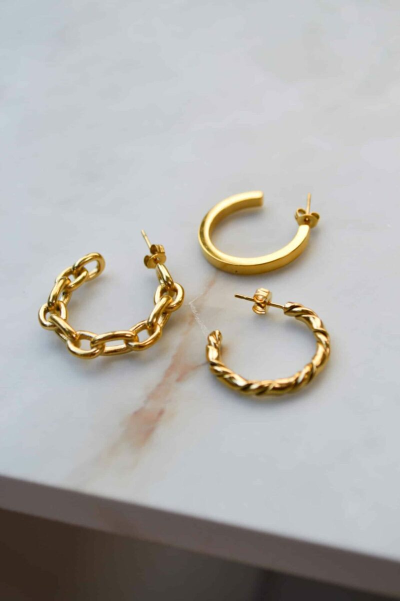 Open round hoop gold