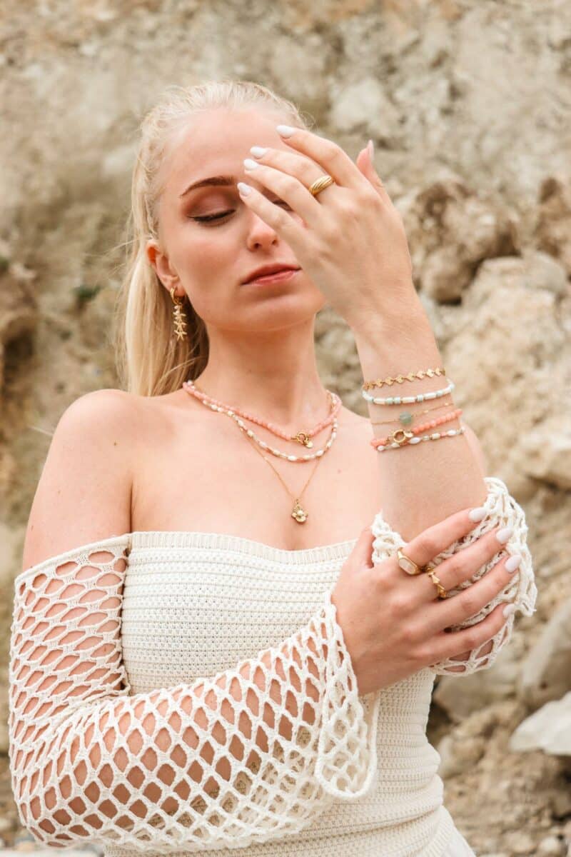 Pastel pink beads bracelet gold
