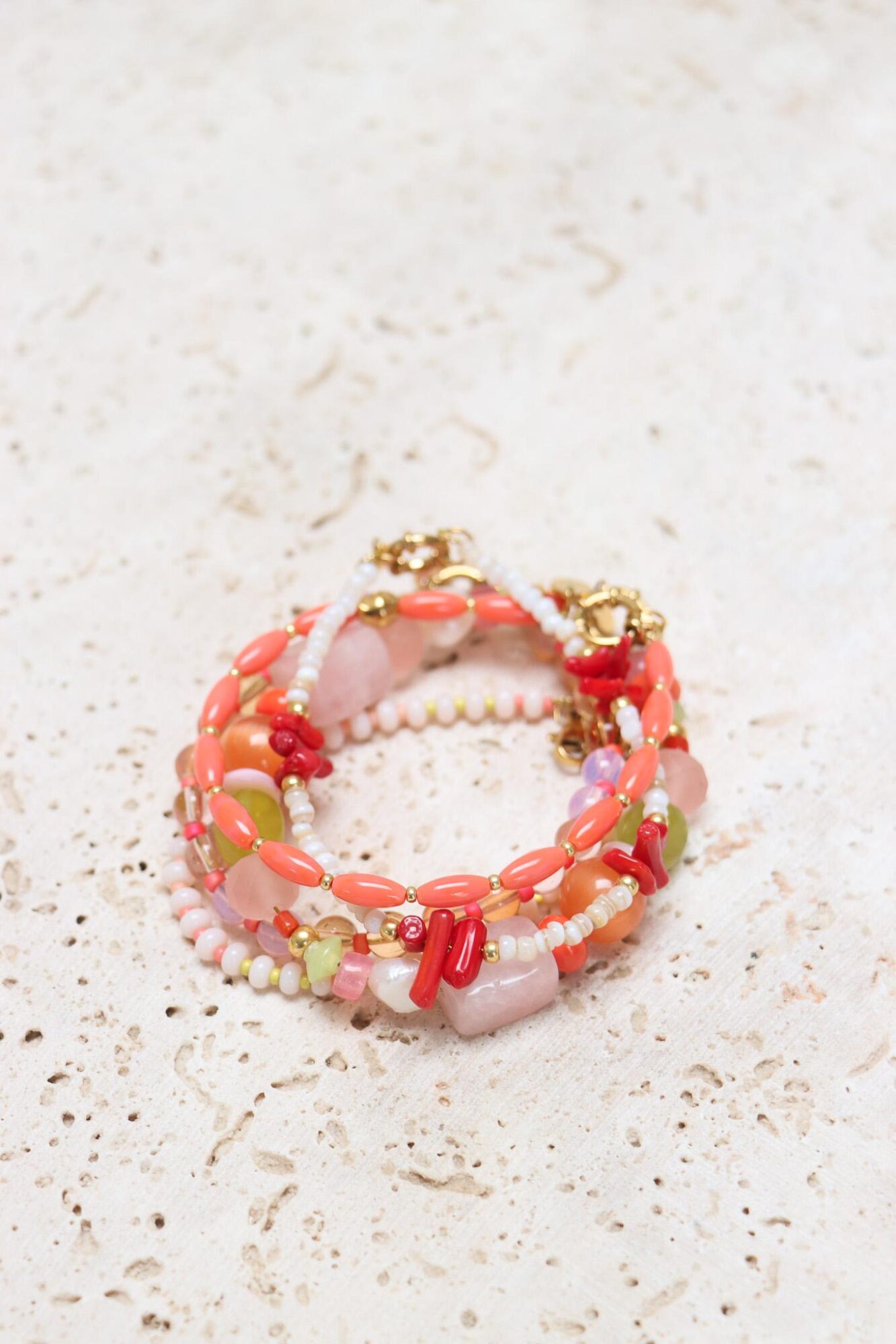Peachy baby bracelet gold